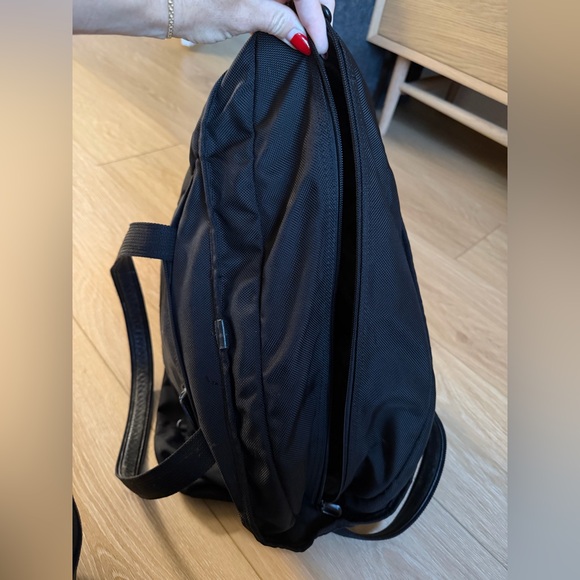 Briggs & Riley Baseline Tote - Picture 6 of 8